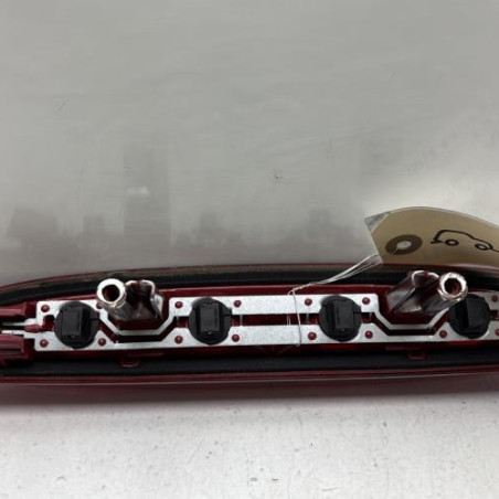 Feu arriere stop central PEUGEOT 208 1