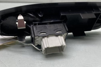 Interrupteur de leve vitre avant droit PEUGEOT 208 1