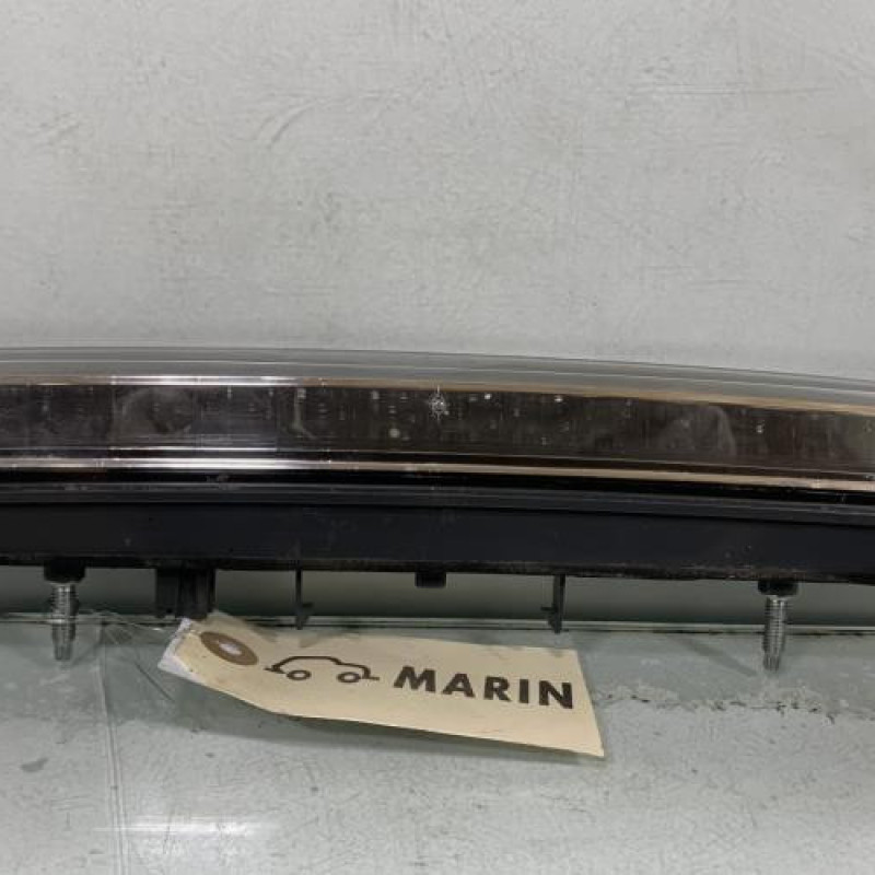 Feu arriere stop central PEUGEOT 308 2 Photo n°2