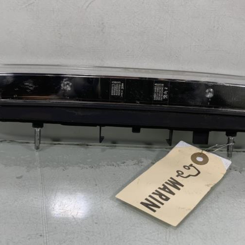 Feu arriere stop central PEUGEOT 308 2 Photo n°3