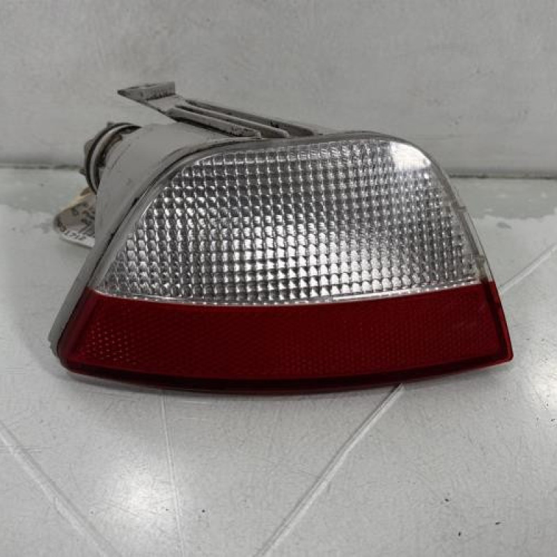 Feu de recul droit FORD FOCUS 2 Photo n°1