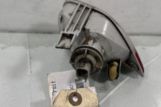 Feu de recul droit FORD FOCUS 2