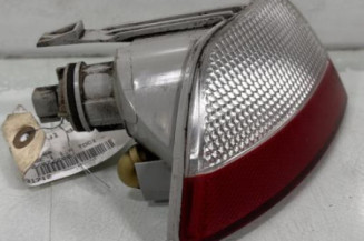 Feu de recul droit FORD FOCUS 2