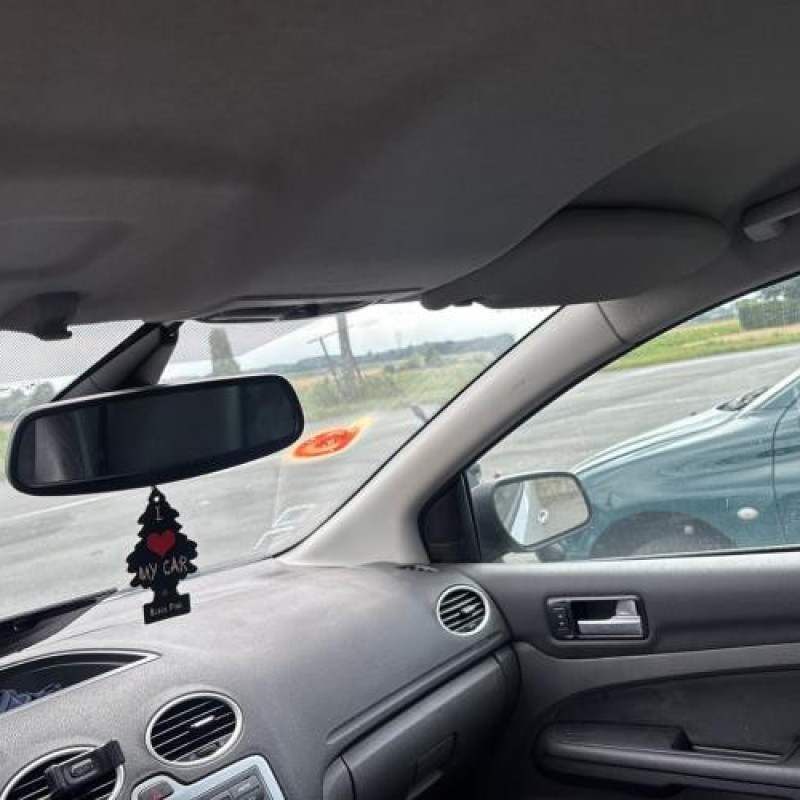 Feu de recul droit FORD FOCUS 2 Photo n°19