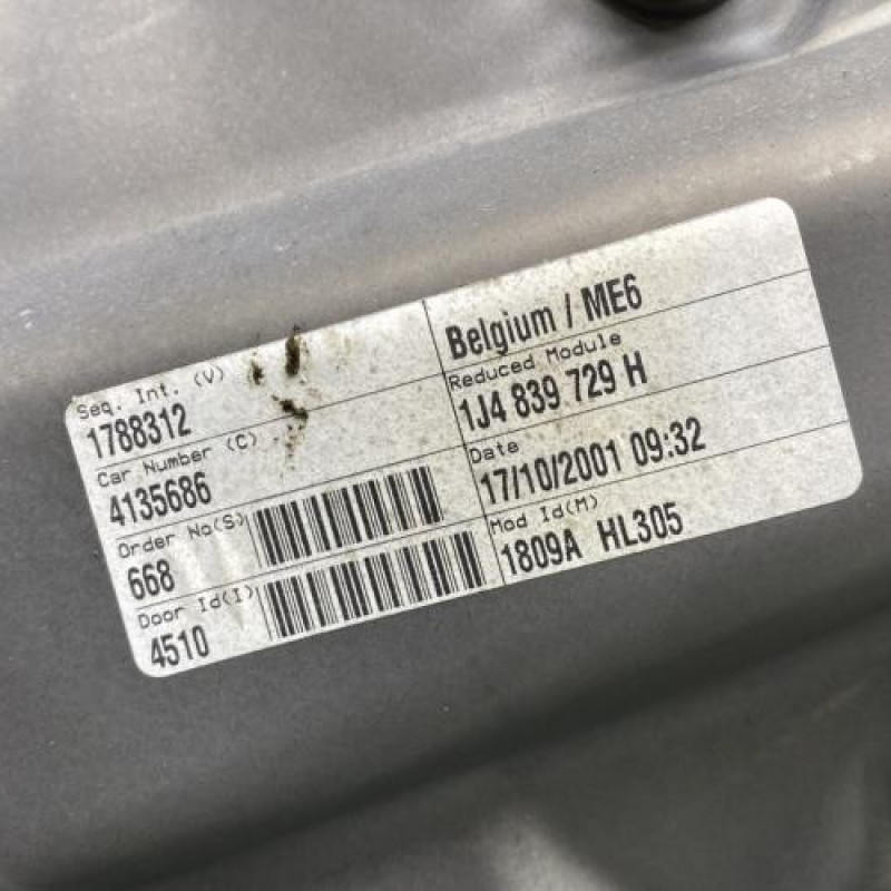 Leve vitre electrique arriere gauche VOLKSWAGEN GOLF 4 Photo n°5