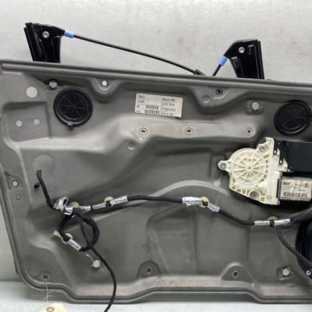 Leve vitre electrique avant gauche VOLKSWAGEN GOLF 4 Photo n°1