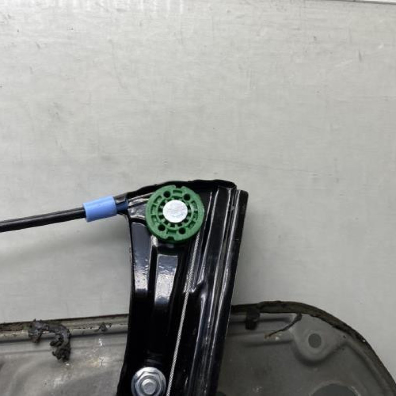 Leve vitre electrique avant gauche VOLKSWAGEN GOLF 4 Photo n°7