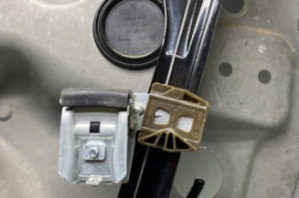 Leve vitre electrique avant gauche VOLKSWAGEN GOLF 4