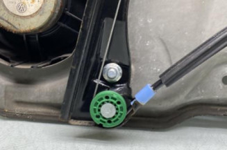 Leve vitre electrique avant gauche VOLKSWAGEN GOLF 4