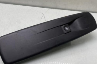 Interrupteur de leve vitre avant droit RENAULT LATITUDE Photo n°1