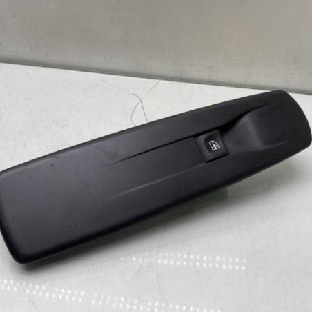 Interrupteur de leve vitre avant droit RENAULT LATITUDE Photo n°1