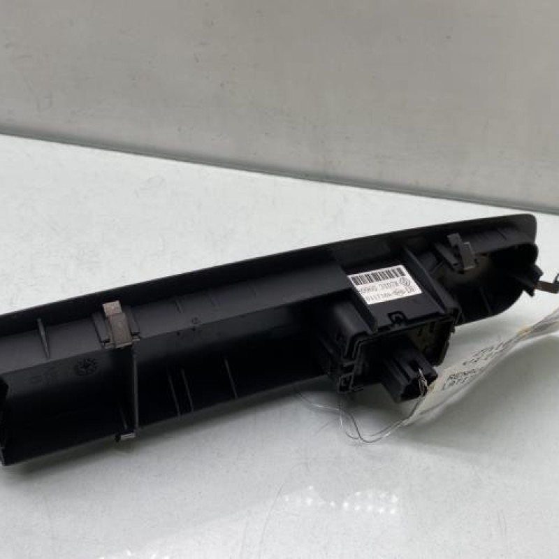 Interrupteur de leve vitre avant droit RENAULT LATITUDE Photo n°2