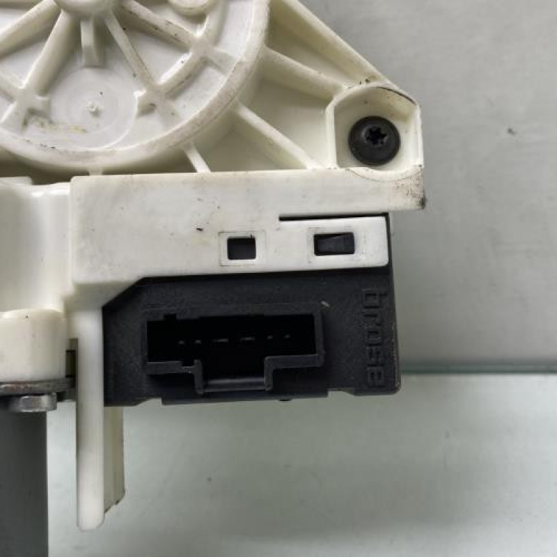 Leve vitre electrique arriere droit RENAULT LATITUDE Photo n°4