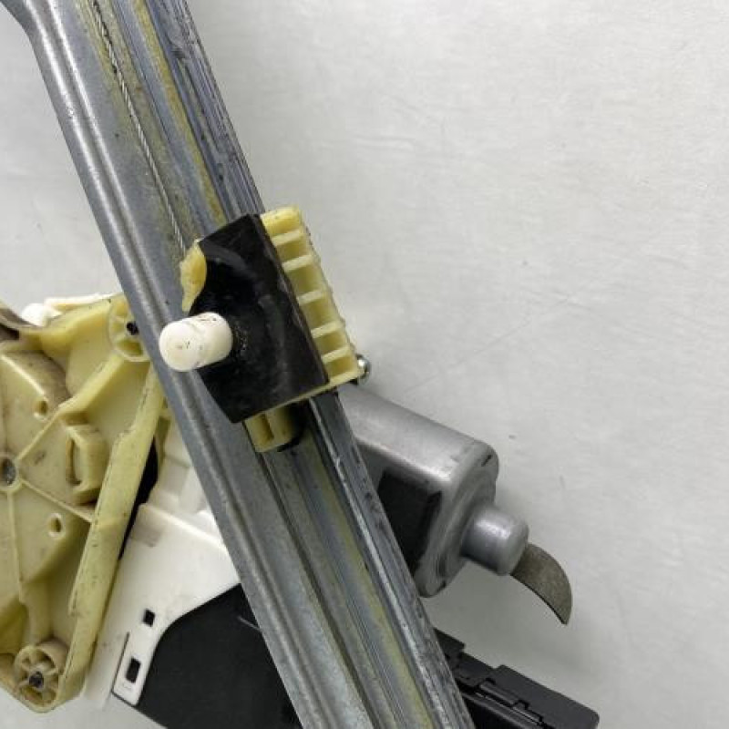 Leve vitre electrique avant droit RENAULT LATITUDE Photo n°3