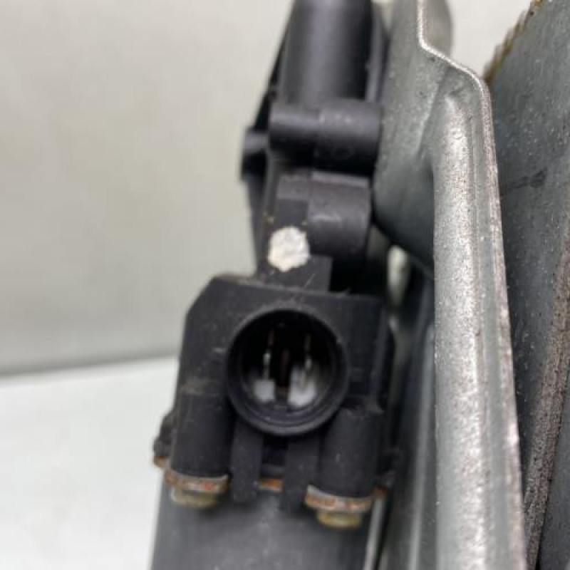 Leve vitre electrique avant droit RENAULT TWINGO 1 Photo n°3