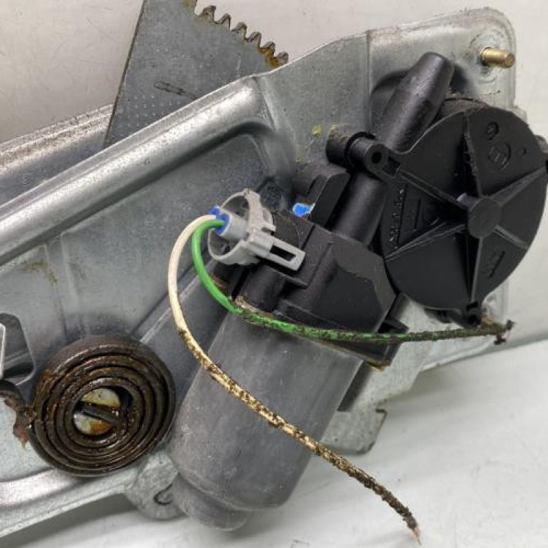 Leve vitre electrique avant gauche RENAULT TWINGO 1 Photo n°3