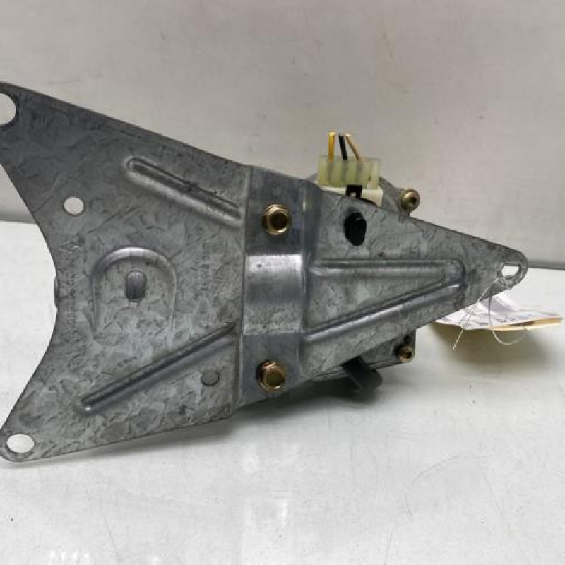 Moteur essuie glace arriere RENAULT TWINGO 1 Photo n°3