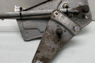Moteur essuie glace avant PEUGEOT PARTNER 1