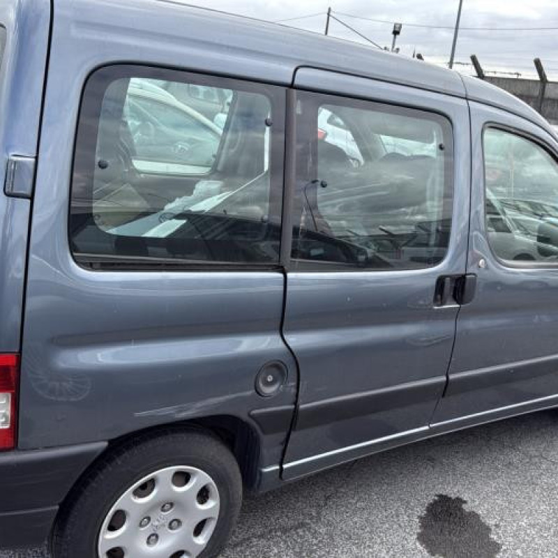 Moteur essuie glace avant PEUGEOT PARTNER 1 Photo n°12