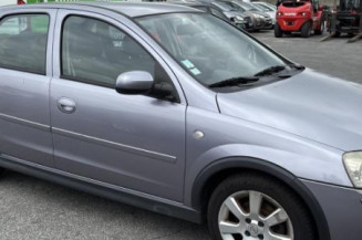 Moteur essuie glace avant OPEL CORSA C