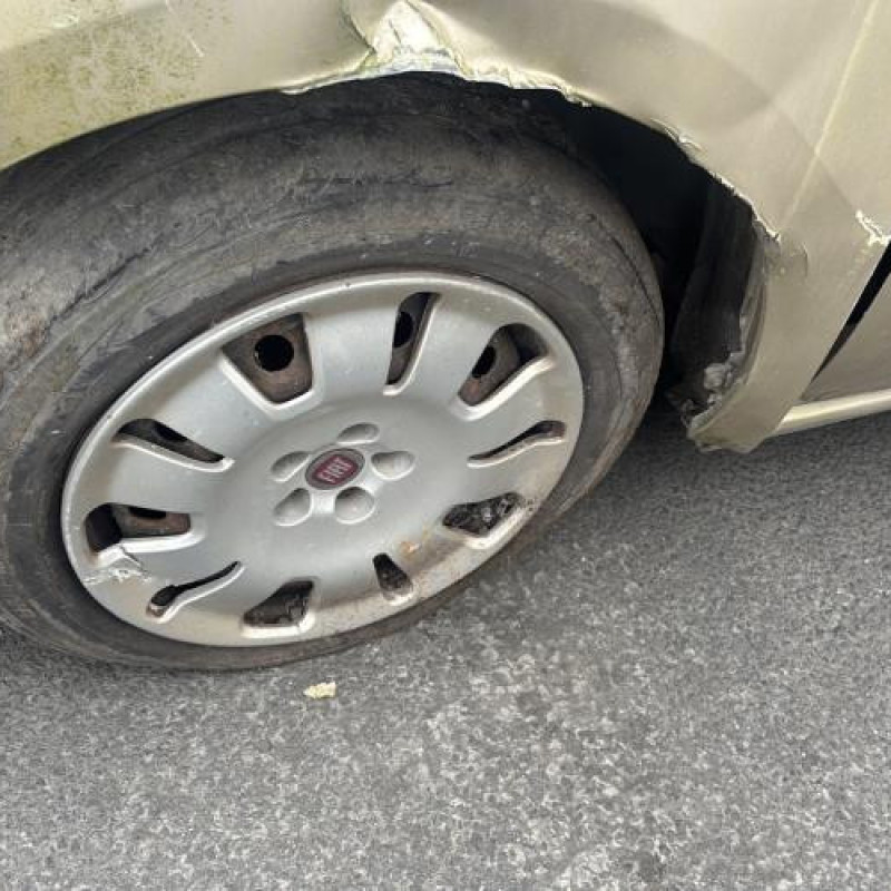 Leve vitre electrique avant gauche FIAT DOBLO 2 Photo n°11