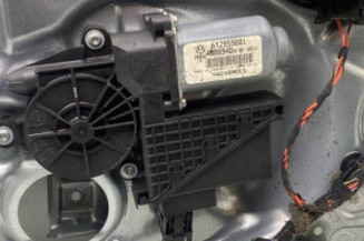 Leve vitre electrique avant droit VOLKSWAGEN POLO 4