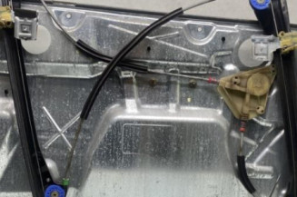 Leve vitre electrique avant droit VOLKSWAGEN POLO 4