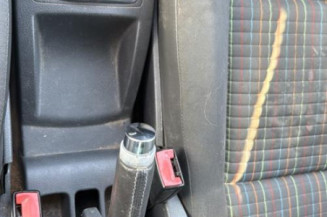 Leve vitre electrique avant droit VOLKSWAGEN POLO 4