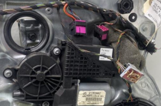 Leve vitre electrique avant gauche VOLKSWAGEN POLO 4