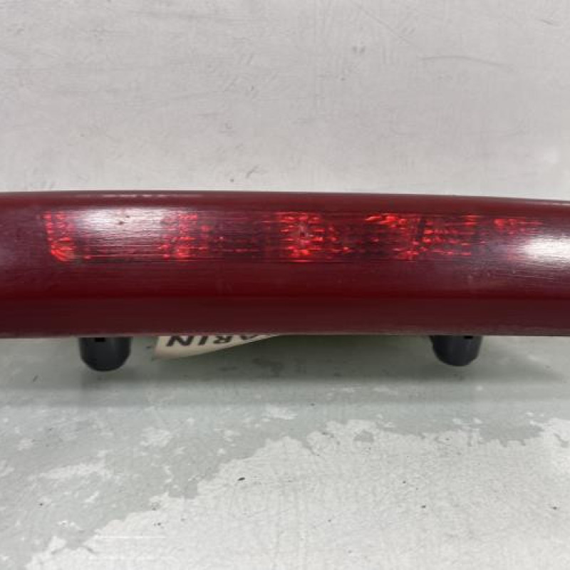 Feu arriere stop central OPEL CORSA D Photo n°2