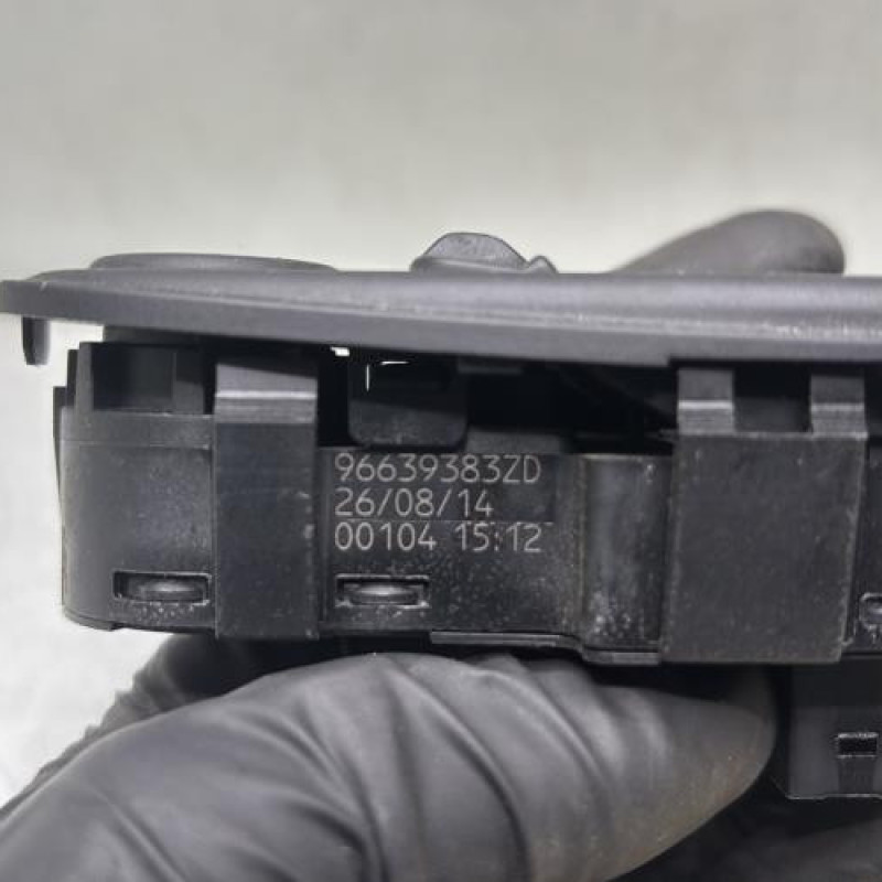 Interrupteur de leve vitre avant gauche CITROEN C4 PICASSO 1 Photo n°3