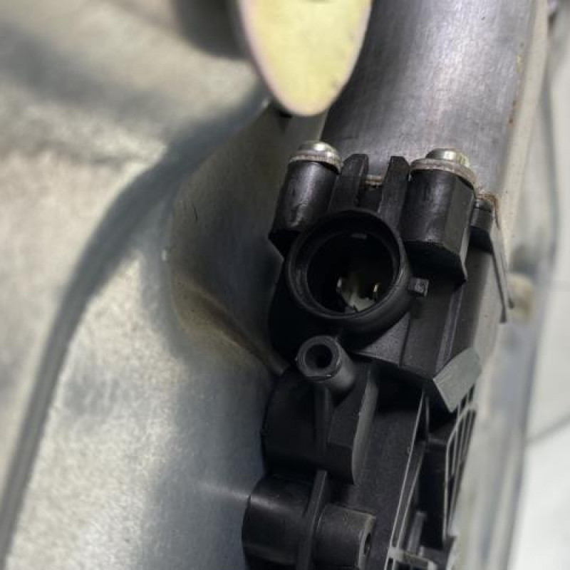 Leve vitre electrique avant droit NISSAN QASHQAI 1 Photo n°4