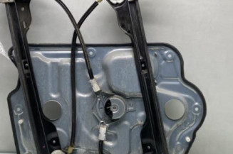 Leve vitre electrique avant droit NISSAN QASHQAI 1
