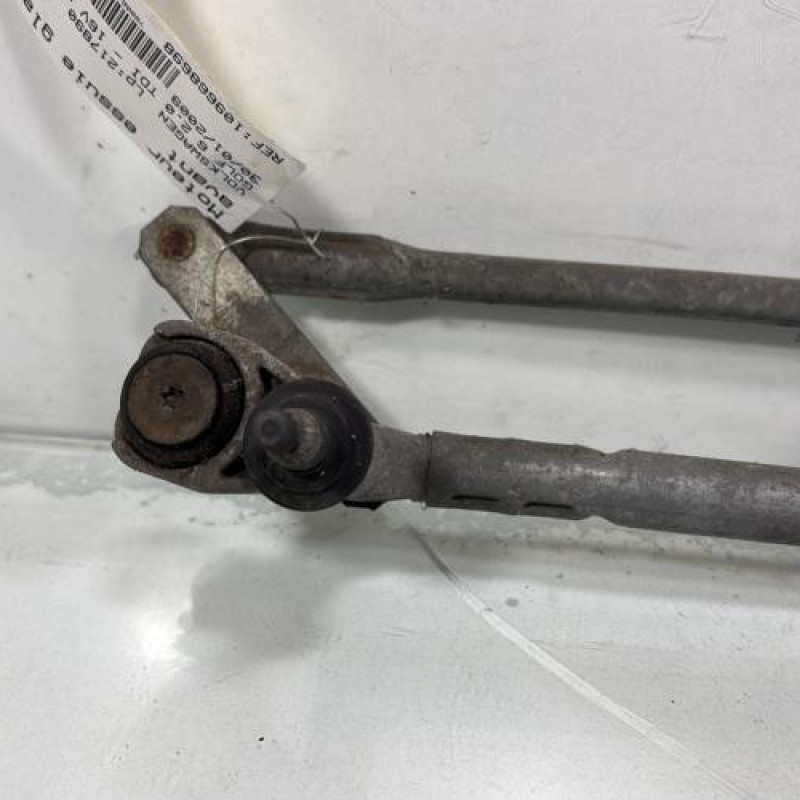 Moteur essuie glace avant VOLKSWAGEN GOLF 6 Photo n°3
