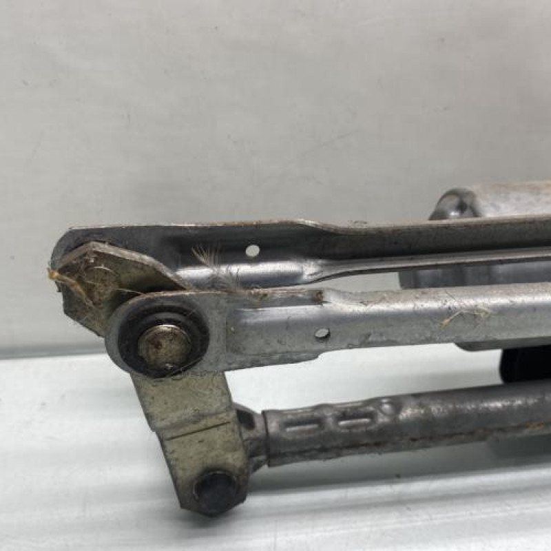Moteur essuie glace avant VOLKSWAGEN GOLF 6 Photo n°6