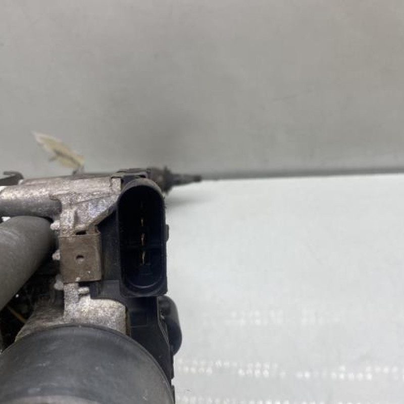 Moteur essuie glace avant VOLKSWAGEN GOLF 6 Photo n°7