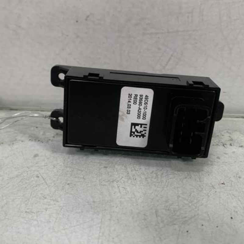 Interrupteur de leve vitre avant droit KIA CEE-D 2 Photo n°4