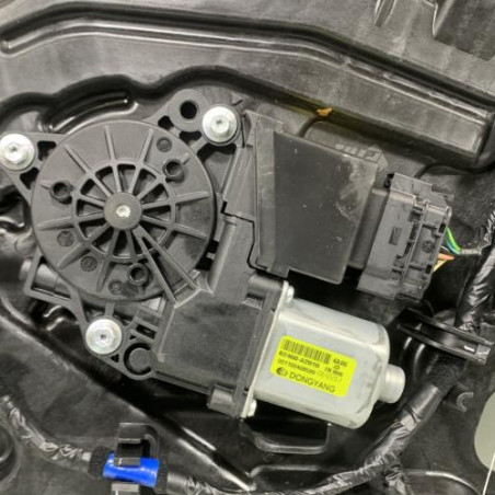 Leve vitre electrique avant droit KIA CEE-D 2 Photo n°1