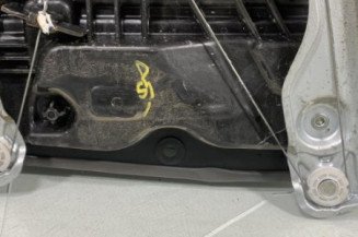 Leve vitre electrique avant droit KIA CEE-D 2