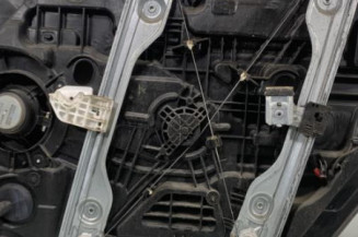 Leve vitre electrique avant gauche KIA CEE-D 2