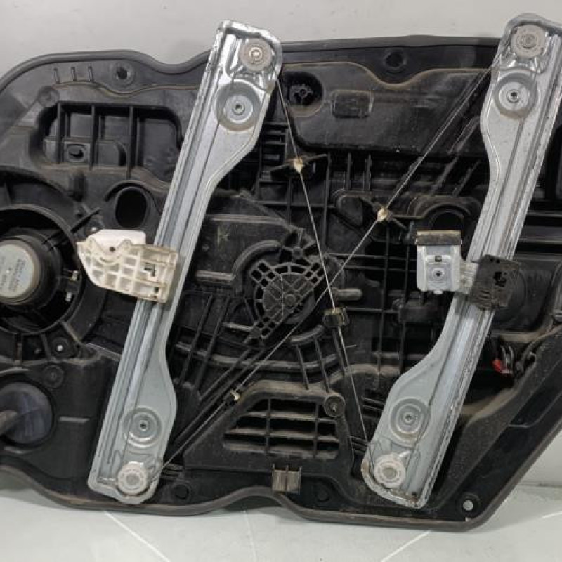 Leve vitre electrique avant gauche KIA CEE-D 2 Photo n°3