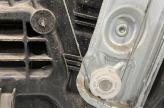 Leve vitre electrique avant gauche KIA CEE-D 2