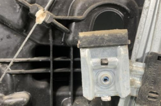 Leve vitre electrique avant gauche KIA CEE-D 2