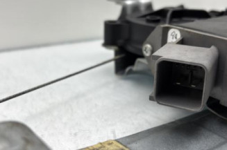 Leve vitre electrique arriere droit OPEL INSIGNIA 1