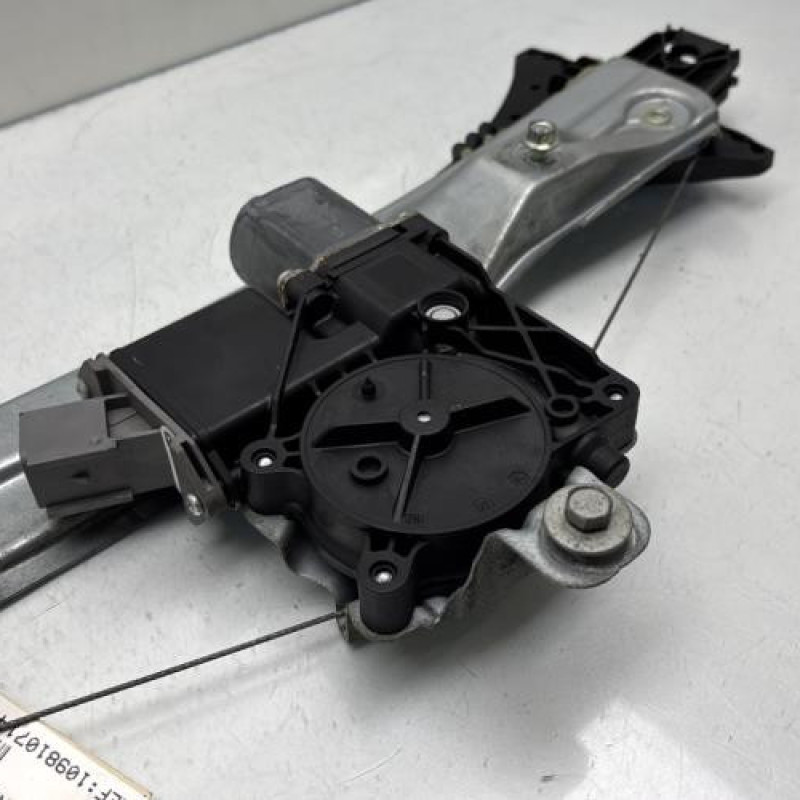 Leve vitre electrique arriere gauche OPEL INSIGNIA 1 Photo n°3