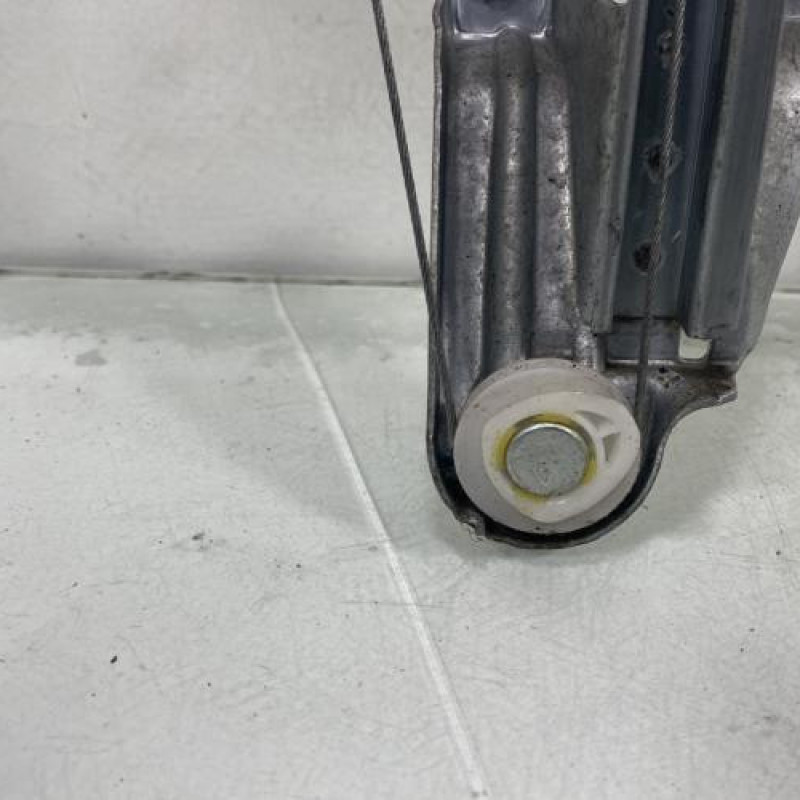 Leve vitre electrique arriere gauche OPEL ZAFIRA B Photo n°2