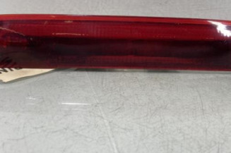 Feu arriere stop central FORD FIESTA 5 Photo n°1