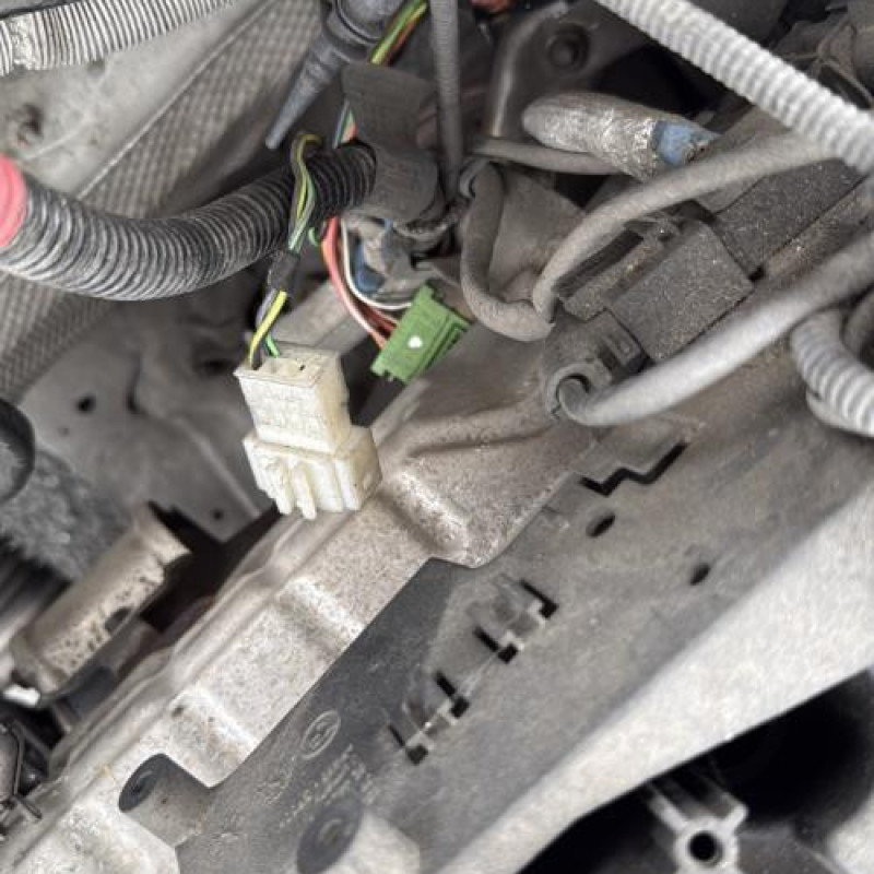 Leve vitre electrique arriere gauche BMW SERIE 1 E87 Photo n°16