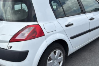 Moteur essuie glace avant RENAULT MEGANE 2