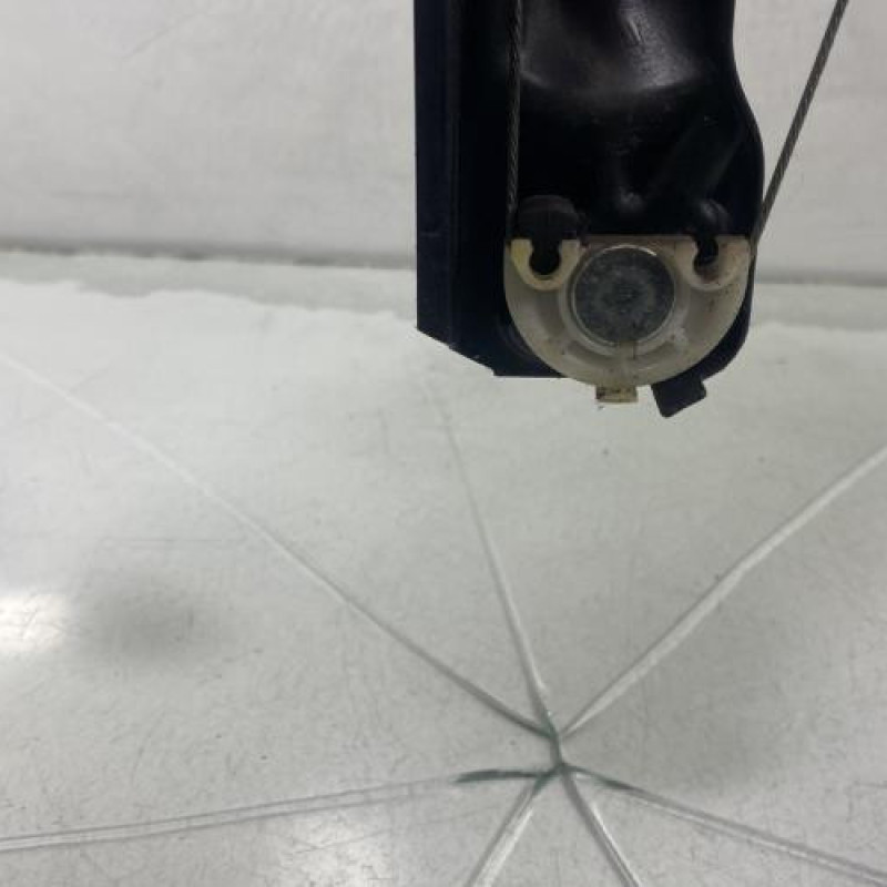 Leve vitre electrique arriere droit BMW SERIE 3 E90 Photo n°4